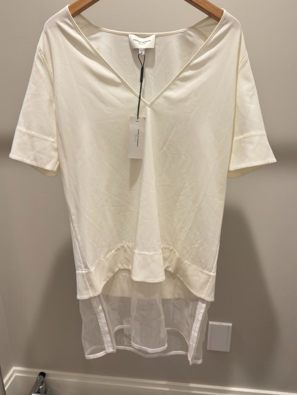 Public School New York White V-Neck Sheer Hem Top Size M NWT